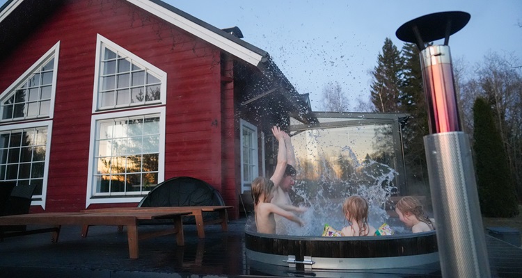 Kylpytynnyri on ollut kyllä aivan loistava hankinta meidän perheeseemme!