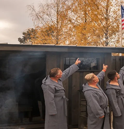 Lass uns ein paar Badefässer in Amerika verkaufen | Kirami