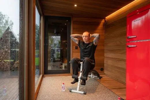 Kirami FinVision® -Lounge XL, kombinierbar mit der Misty Sauna und anderen Misty Modulen